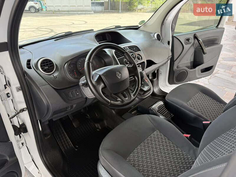 Мінівен Renault Kangoo 2014 в Дніпрі