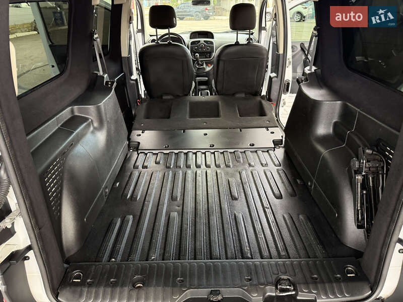 Мінівен Renault Kangoo 2014 в Дніпрі