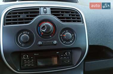 Минивэн Renault Kangoo 2015 в 