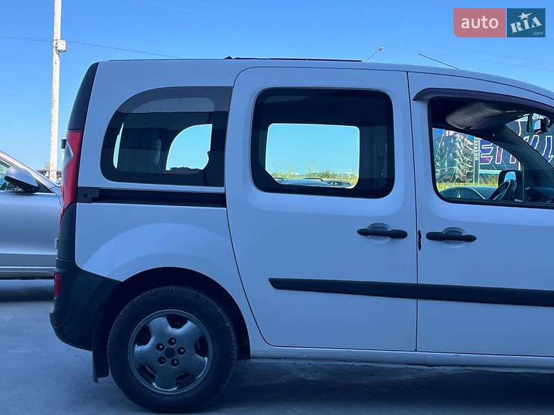 Минивэн Renault Kangoo 2010 в Львове