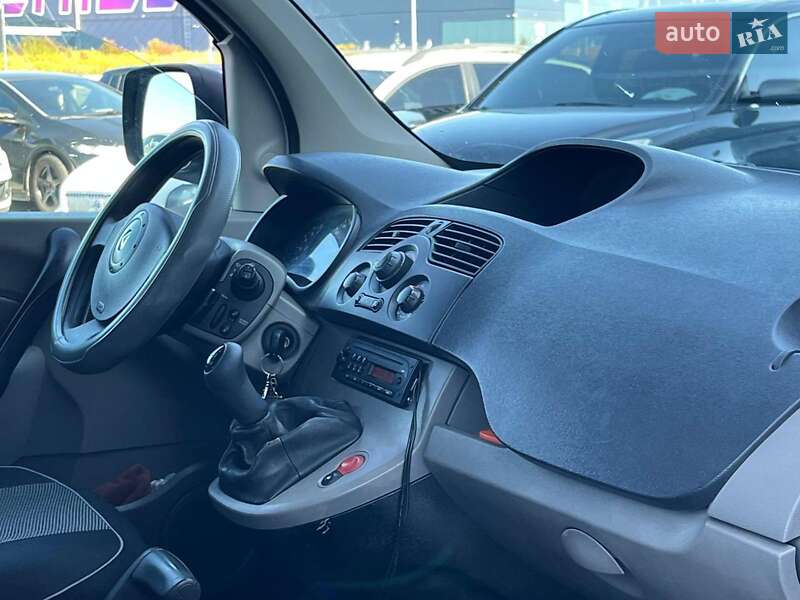 Минивэн Renault Kangoo 2010 в Львове