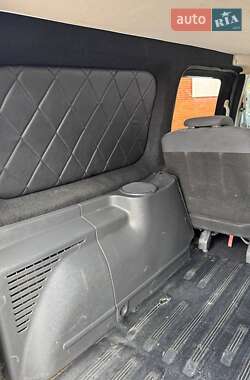 Грузовой фургон Renault Kangoo 2015 в 