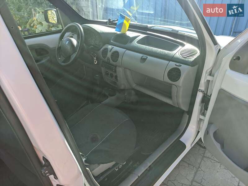 Минивэн Renault Kangoo 2005 в Ровно