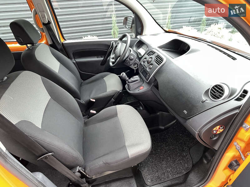 Минивэн Renault Kangoo 2017 в Киеве