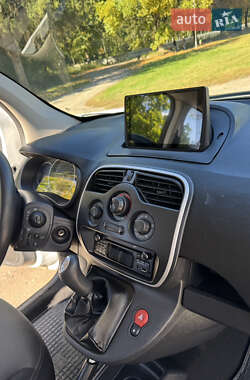 Минивэн Renault Kangoo 2017 в 