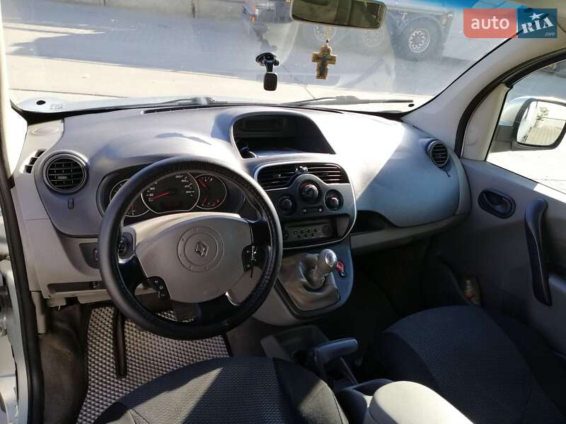 Минивэн Renault Kangoo 2008 в Черновцах