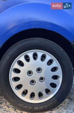 Грузовой фургон Renault Kangoo 1999 в 