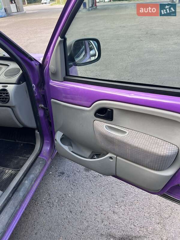 Минивэн Renault Kangoo 2003 в Черновцах