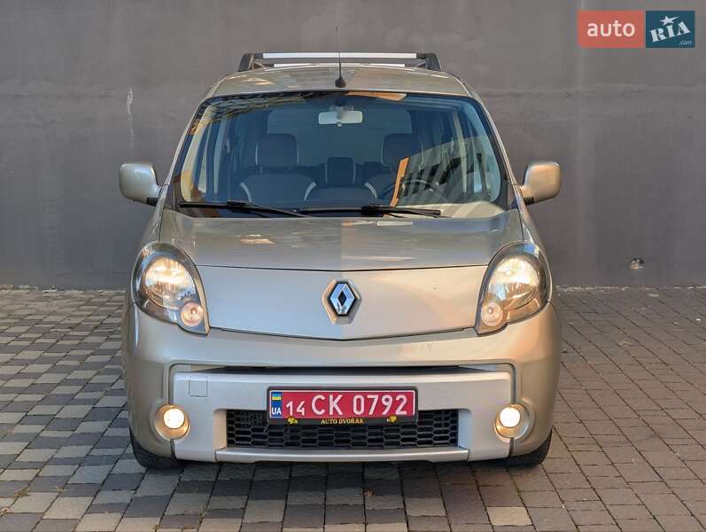 Минивэн Renault Kangoo 2011 в Ивано-Франковске