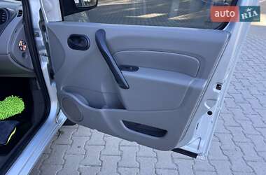 Минивэн Renault Kangoo 2009 в 