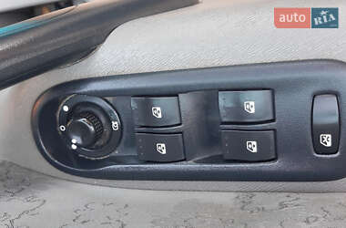Минивэн Renault Kangoo 2009 в 