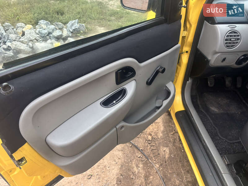 Грузовой фургон Renault Kangoo 2007 в Виннице