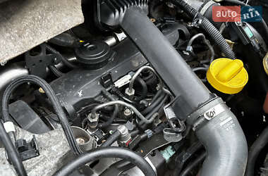 Минивэн Renault Kangoo 2012 в 