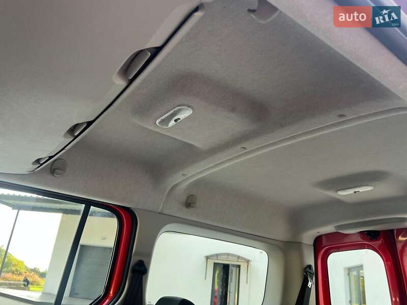 Минивэн Renault Kangoo 2015 в Киеве