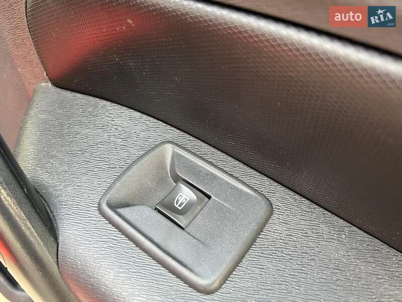 Минивэн Renault Kangoo 2015 в Киеве