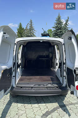 Грузовой фургон Renault Kangoo 2019 в 