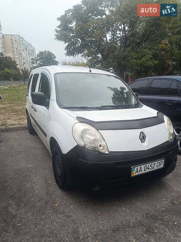 Минивэн Renault Kangoo 2010 в Киеве