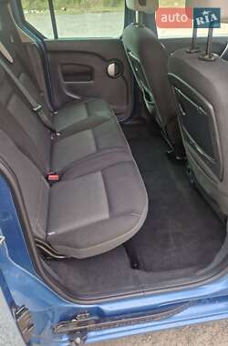 Минивэн Renault Kangoo 2012 в 