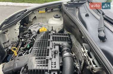 Грузовой фургон Renault Kangoo 2004 в 