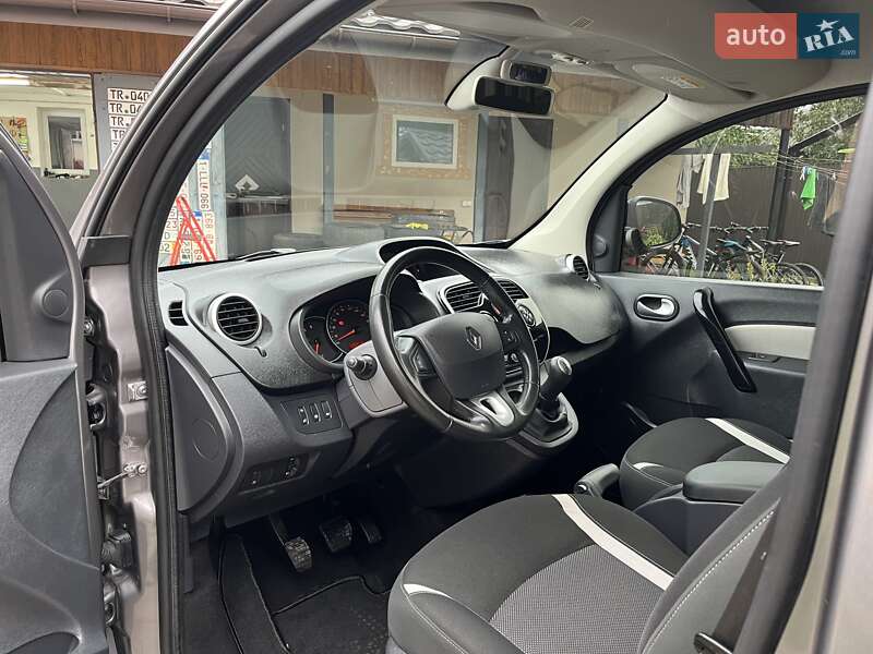 Минивэн Renault Kangoo 2016 в Дубно