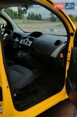 Минивэн Renault Kangoo 2013 в 