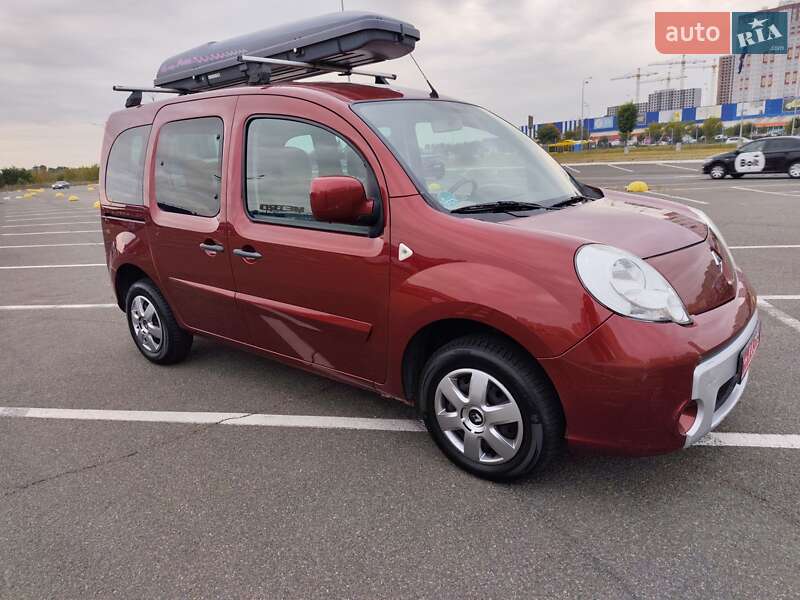 Минивэн Renault Kangoo 2010 в Киеве