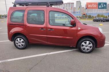 Минивэн Renault Kangoo 2010 в 