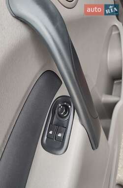 Минивэн Renault Kangoo 2010 в 