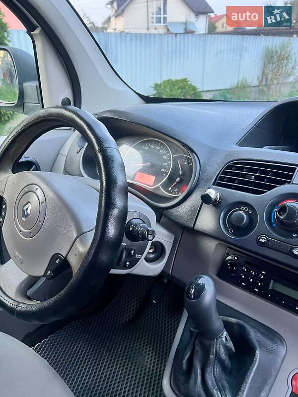 Минивэн Renault Kangoo 2009 в Львове