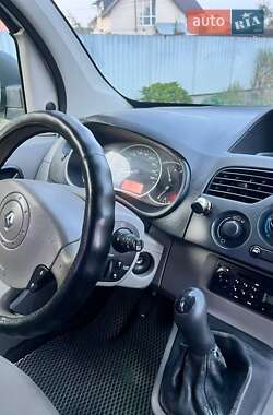 Минивэн Renault Kangoo 2009 в 