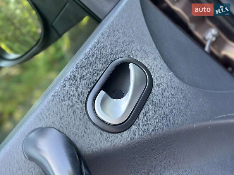 Минивэн Renault Kangoo 2015 в Дрогобыче