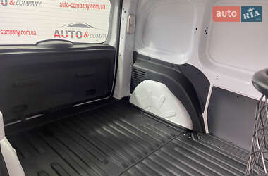 Грузовой фургон Renault Kangoo 2021 в 