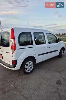 Минивэн Renault Kangoo 2016 в 