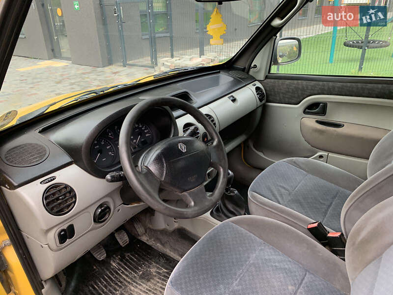 Минивэн Renault Kangoo 2003 в Луцке