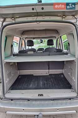 Минивэн Renault Kangoo 2010 в 