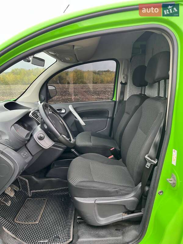 Грузовой фургон Renault Kangoo 2017 в Умани