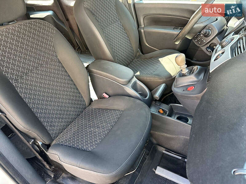 Грузовой фургон Renault Kangoo 2012 в Одессе