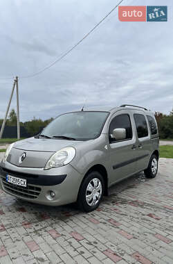 Минивэн Renault Kangoo 2009 в Городенке