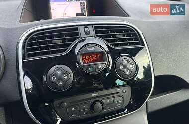 Минивэн Renault Kangoo 2015 в 