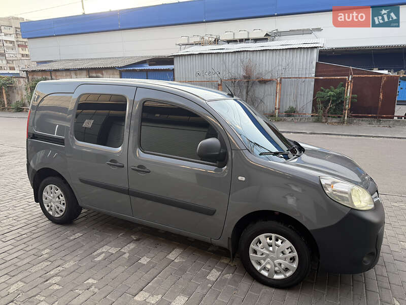 Грузовой фургон Renault Kangoo 2013 в Днепре фото 2 Грузовой фургон Renault Kangoo 2013 в Днепре