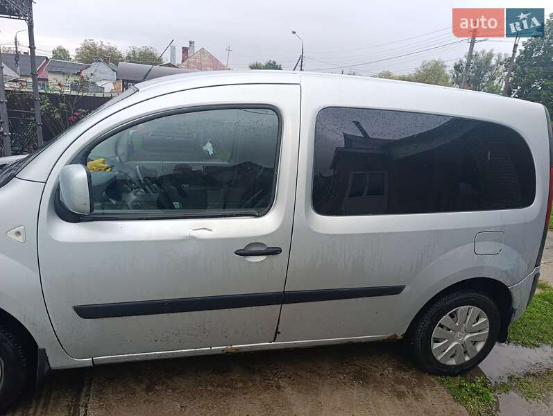 Мінівен Renault Kangoo 2008 в Чернівцях