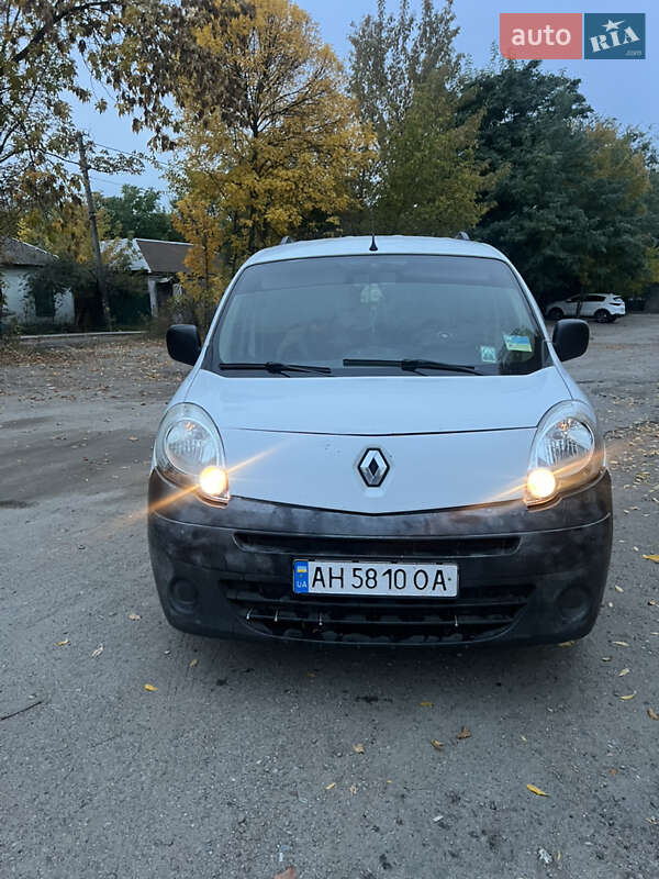 Вантажний фургон Renault Kangoo 2009 в Дніпрі фото 6 Вантажний фургон Renault Kangoo 2009 в Дніпрі