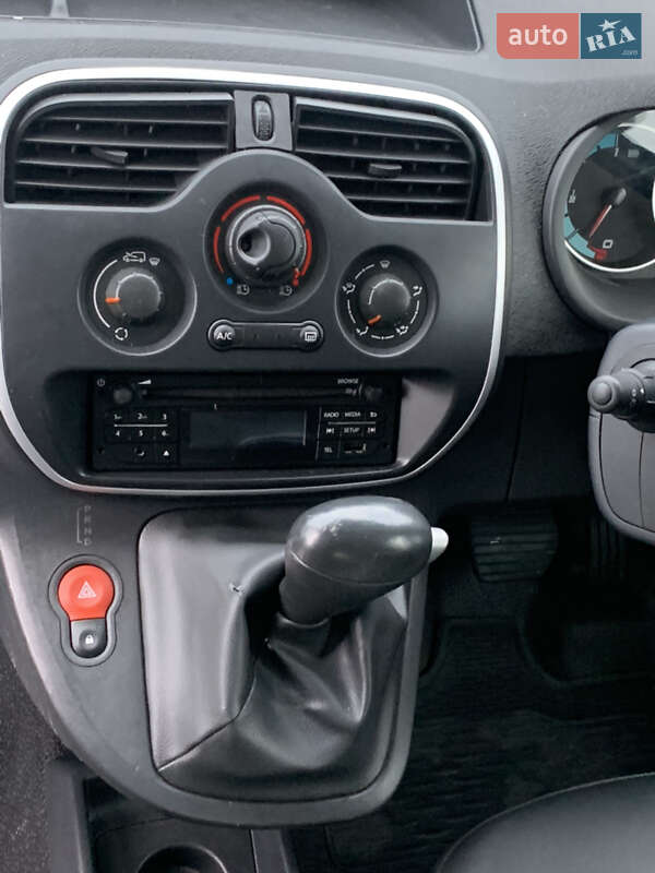 Вантажний фургон Renault Kangoo 2020 в Бориславі