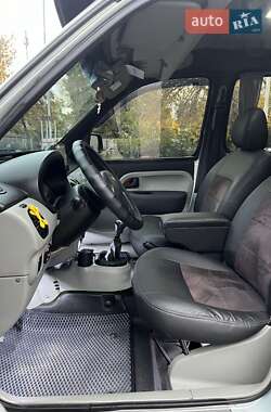 Минивэн Renault Kangoo 2003 в 