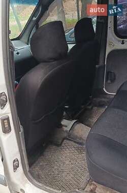 Минивэн Renault Kangoo 2001 в 