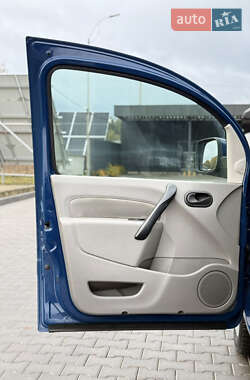 Минивэн Renault Kangoo 2009 в 