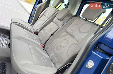 Минивэн Renault Kangoo 2009 в 