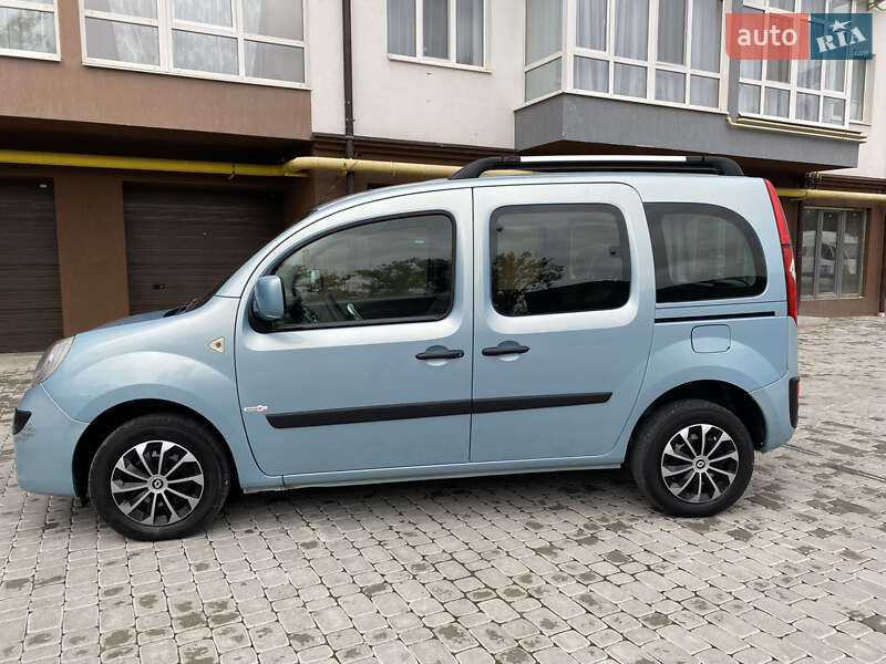 Минивэн Renault Kangoo 2010 в Ивано-Франковске