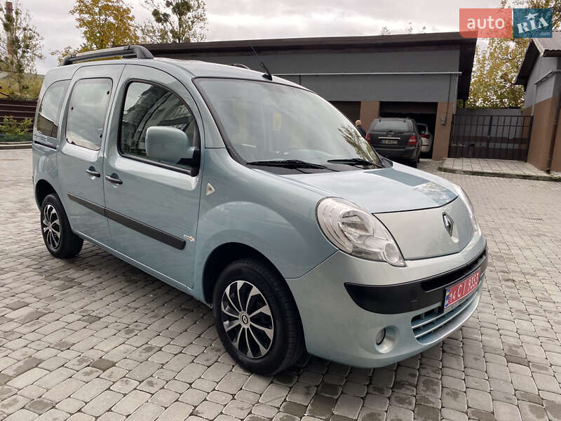 Минивэн Renault Kangoo 2010 в Ивано-Франковске