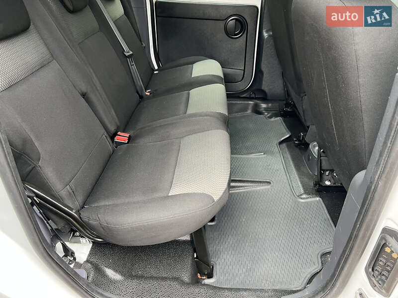 Мінівен Renault Kangoo 2017 в Дніпрі